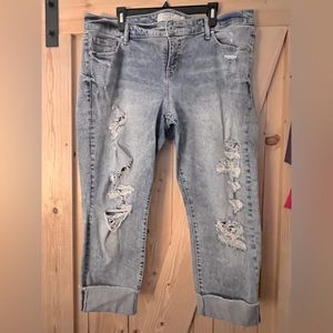 Distressed Torrid cropped boyfriend denim size 18